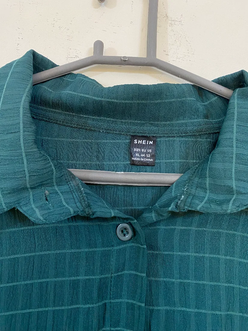 Stylish Green Checkered Button-Down Shirt for Women — photo 3 of 3