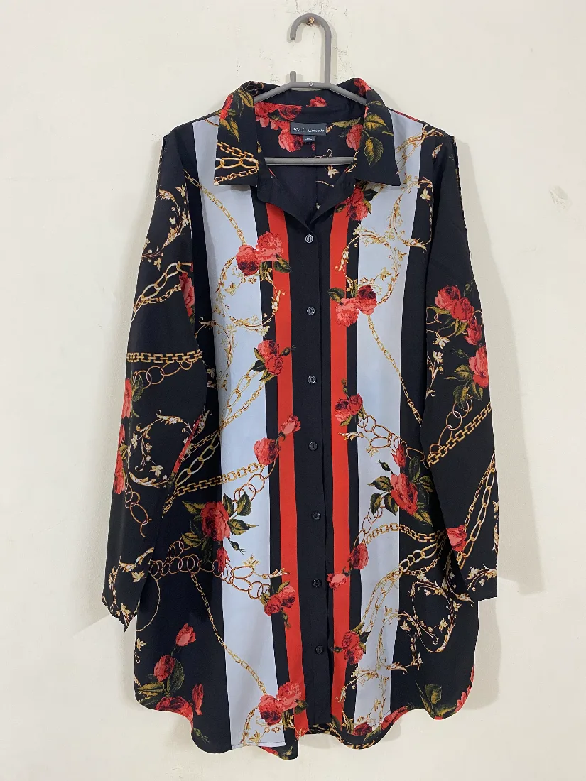 Stylish Black and Red Floral Chain Print Button-Down Shirt for Women    — photo 2 of 2