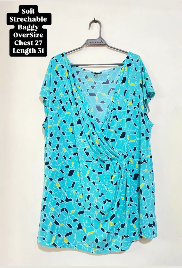 Geometric Print Front Twist Top — photo 2 of 2