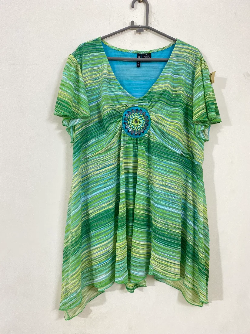 Green Striped Soft Net Lined Top for Women    — photo 2 of 3